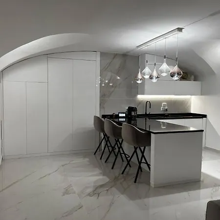 Dolce Luxury * Naples