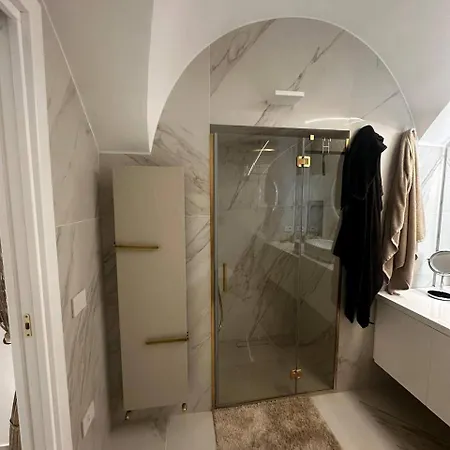 Dolce Luxury * Naples