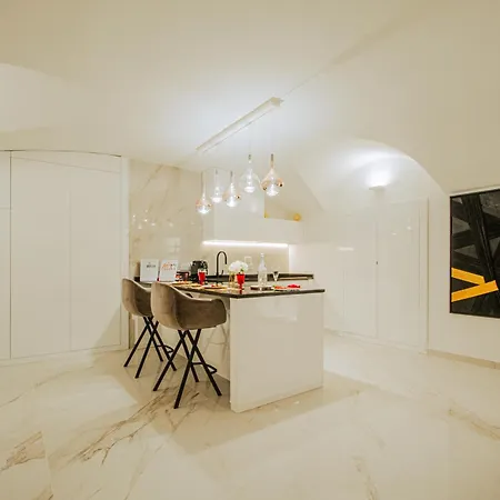 Dolce Luxury Διαμέρισμα *