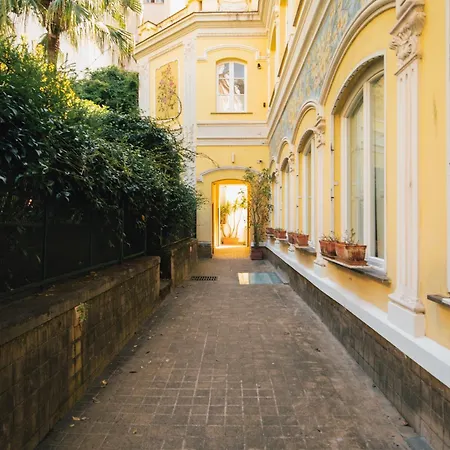 Dolce Luxury Apartment Naples