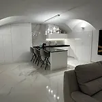 Dolce Luxury *